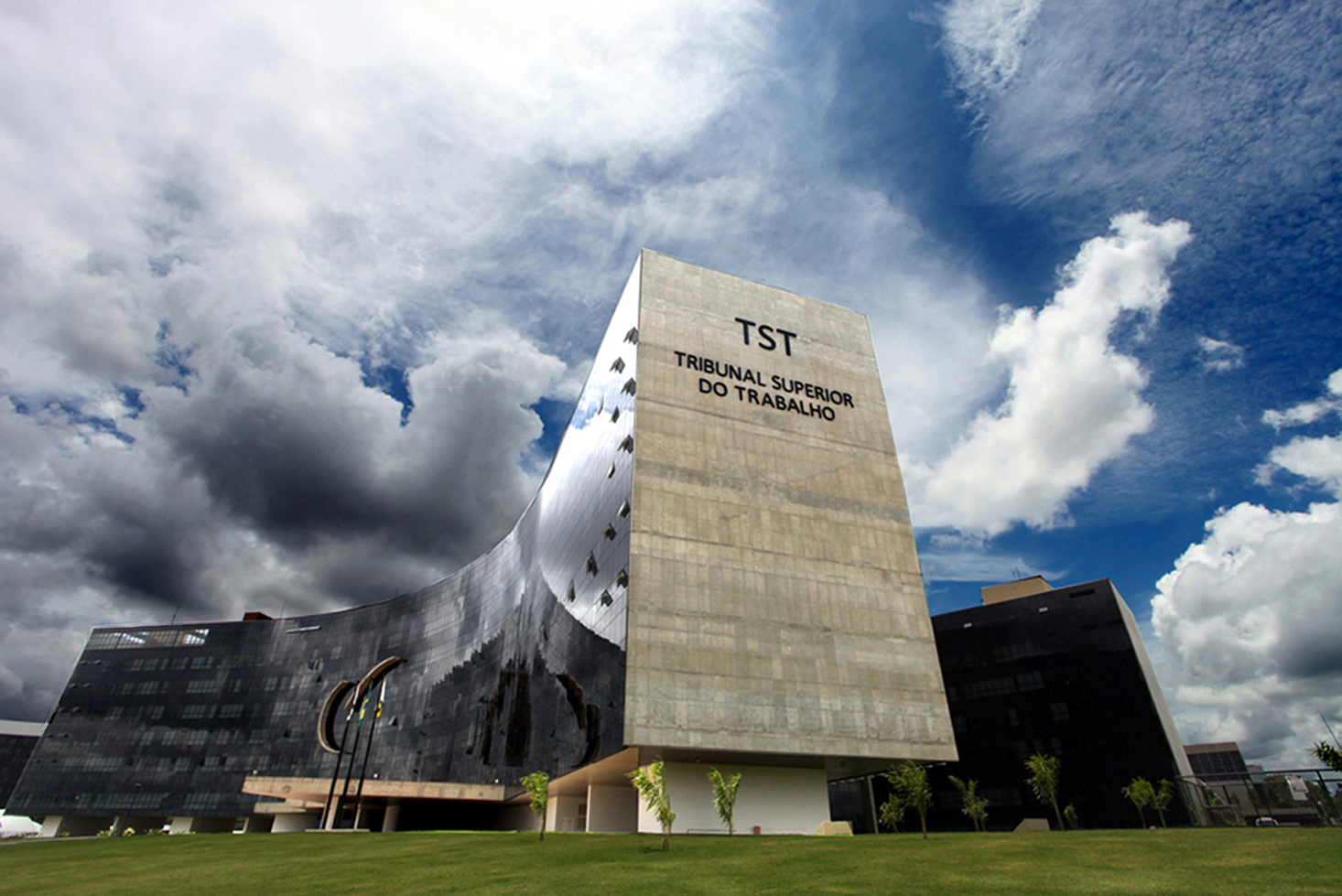 Fachada do prédio do TST